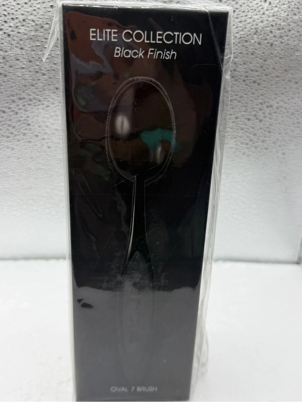 Artis Elite Collection Oval 7 Brush - Black Finish